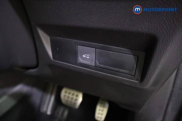 Used Renault Other 2024 for sale - 76206332: Photo 21