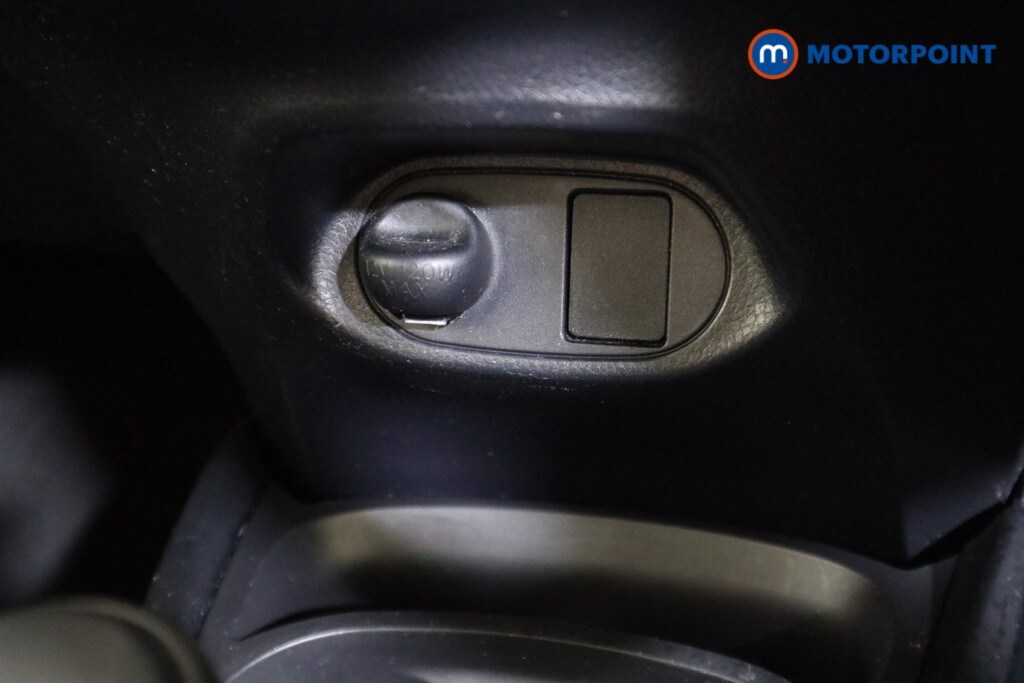 Used Toyota Yaris 2019 for sale - 77516762: Photo 16