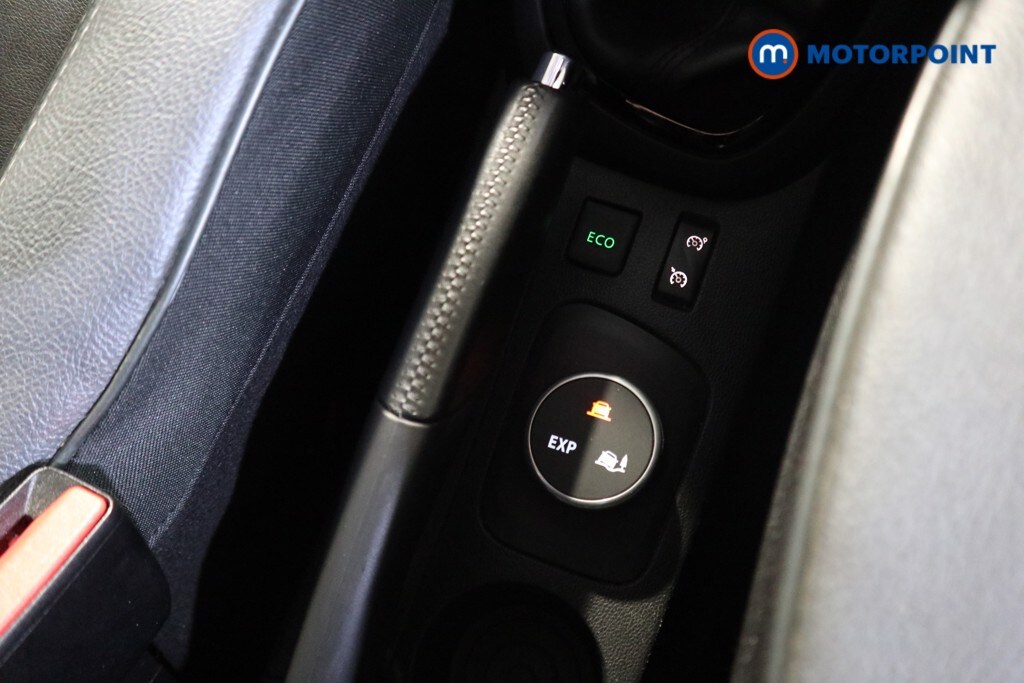Used Renault Captur 2016 for sale - 76374528: Photo 18