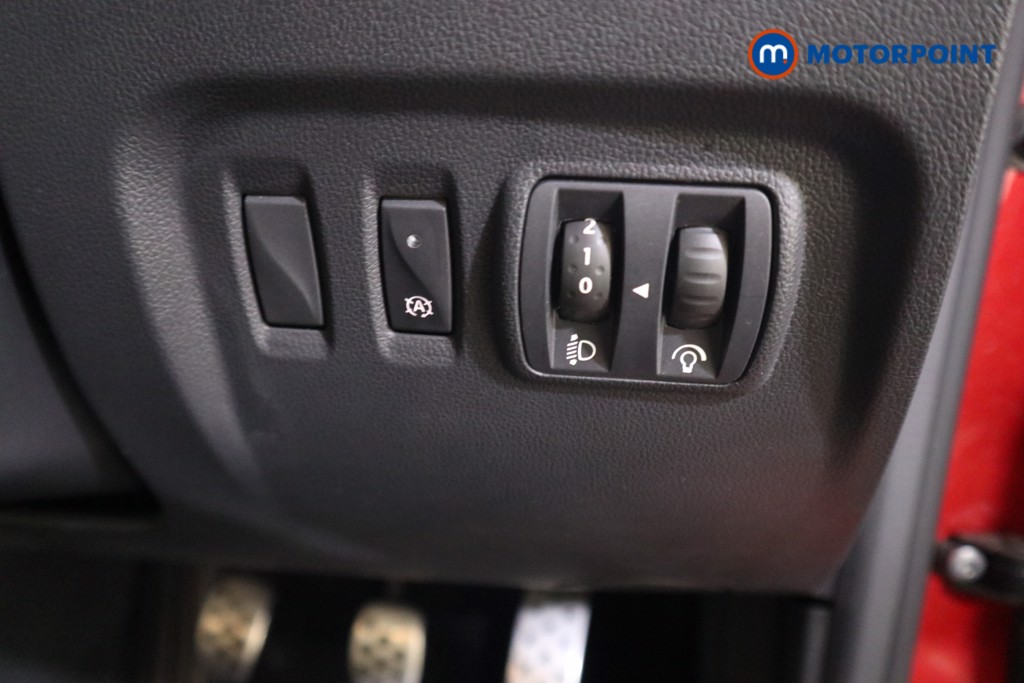Used Renault Captur 2016 for sale - 76374528: Photo 19