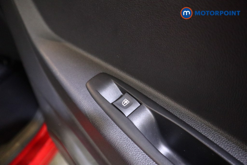 Used Renault Captur 2016 for sale - 76374528: Photo 25