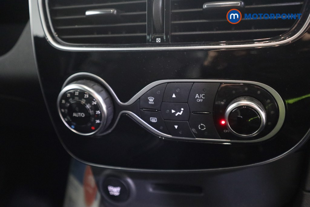 Used Renault Clio 2018 for sale - 77974217: Photo 15