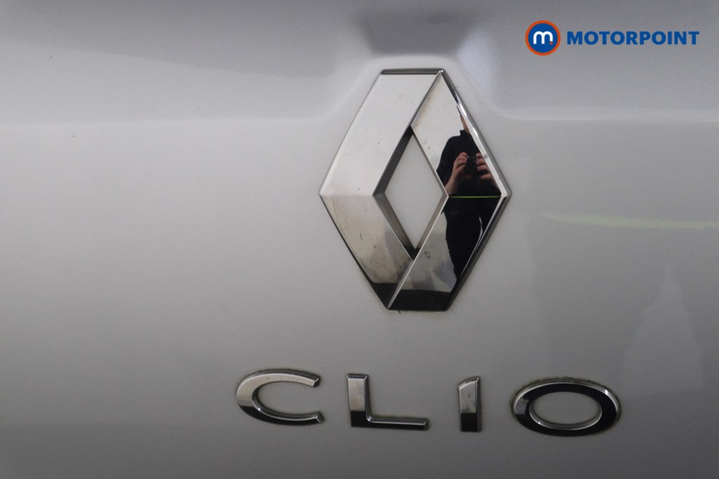 Used Renault Clio 2018 for sale - 77974217: Photo 37