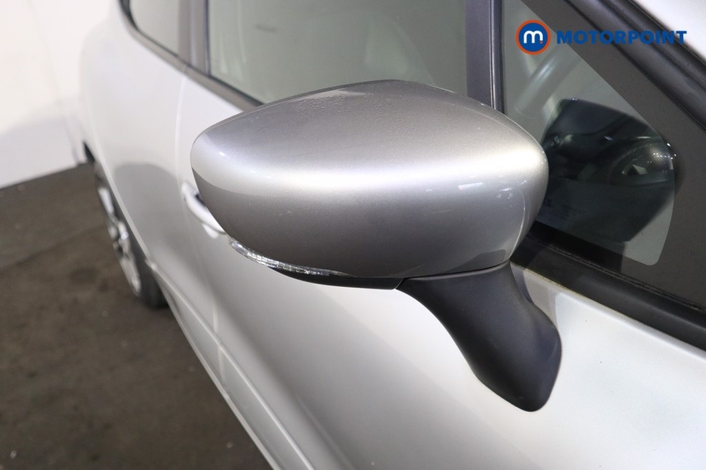 Used Renault Clio 2018 for sale - 77974217: Photo 39