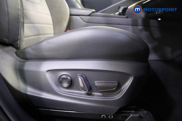 Used Toyota C-HR 2024 for sale - 76098388: Photo 19