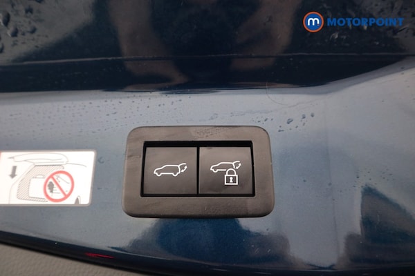 Used Toyota C-HR 2024 for sale - 76098388: Photo 23