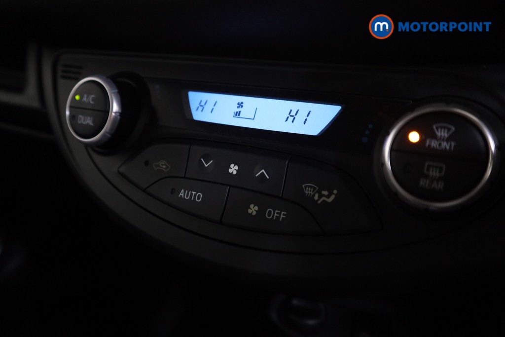 Used Toyota Yaris 2020 for sale - 76847692: Photo 15