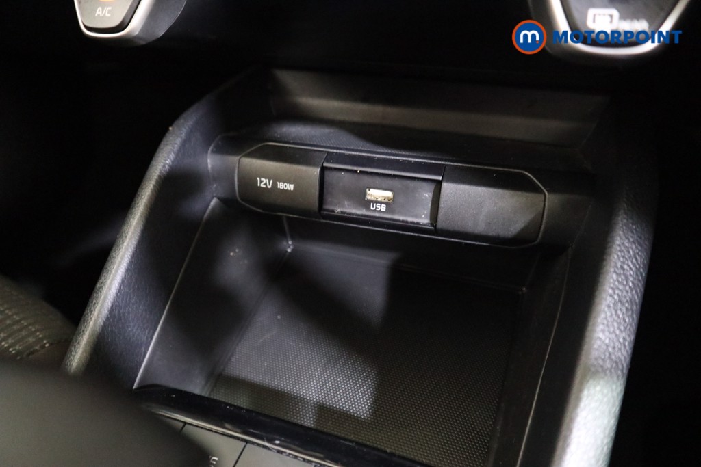 Used Kia Stonic for sale - 76491410: Photo 11