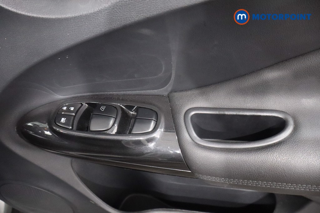 Used Nissan Juke 2018 for sale - 77037002: Photo 28