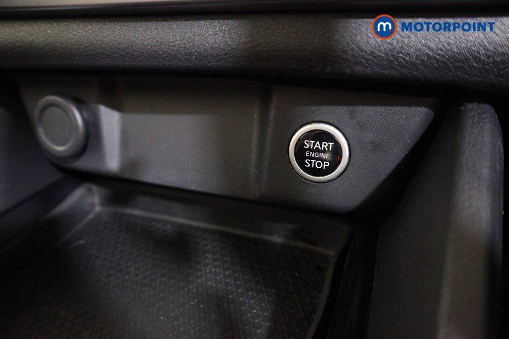 Used Nissan Qashqai 2023 for sale - 77691764: Photo 18