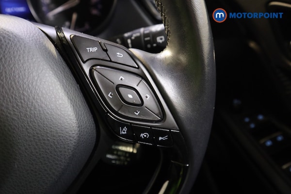 Used Toyota C-HR 2017 for sale - 76278840: Photo 12