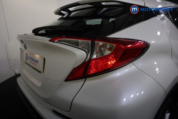 Used Toyota C-HR 2017 for sale - 76278840: Photo 32