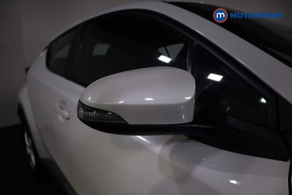 Used Toyota C-HR 2017 for sale - 76278840: Photo 34