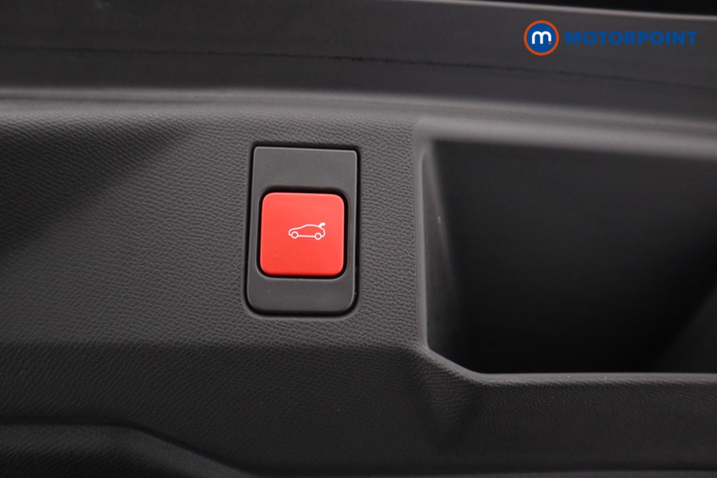 Used Peugeot 5008 2025 for sale - 76641324: Photo 32