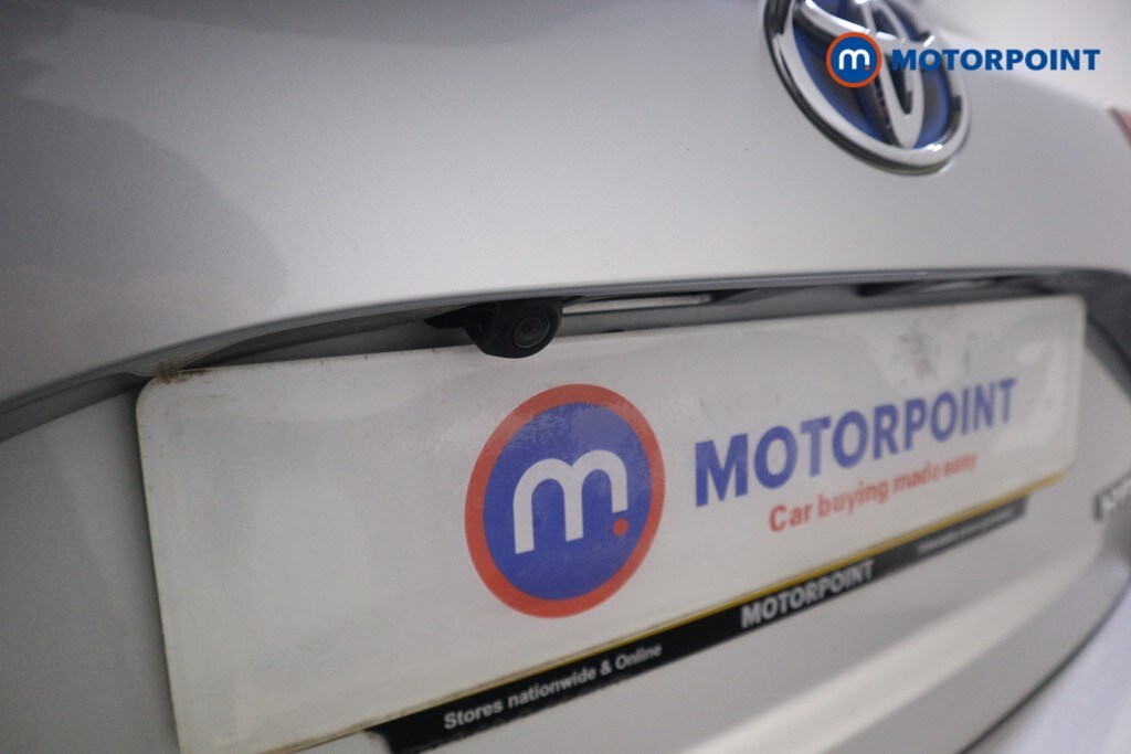 Used Toyota Yaris 2020 for sale - 76685194: Photo 31