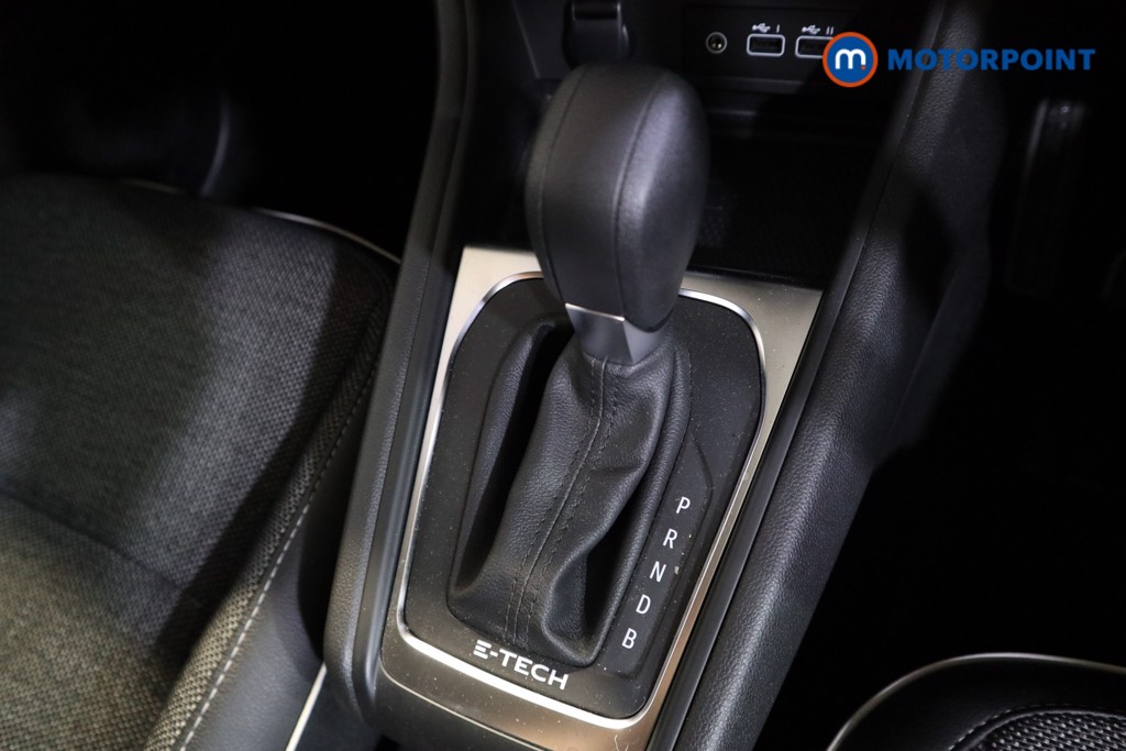 Used Renault Captur 2023 for sale - 76933751: Photo 18