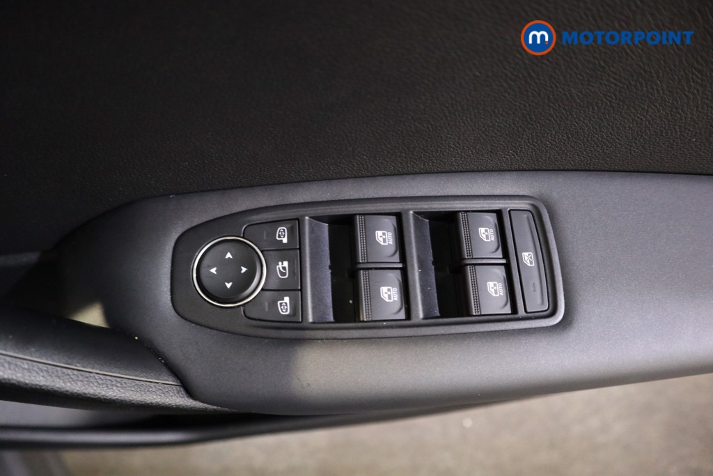 Used Renault Captur 2023 for sale - 77104322: Photo 16