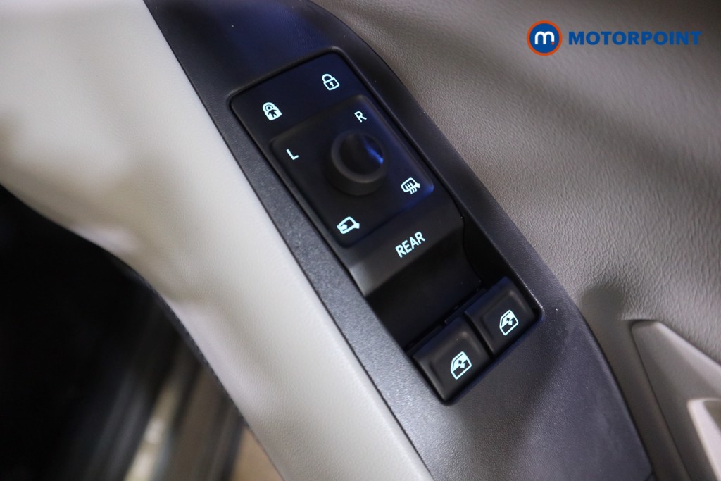 Used Ford Explorer 2025 for sale - 76807945: Photo 19