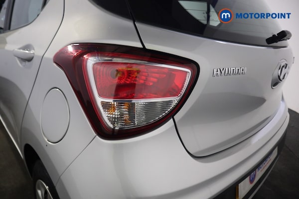 Used Hyundai i10 2019 for sale - 76232065: Photo 31