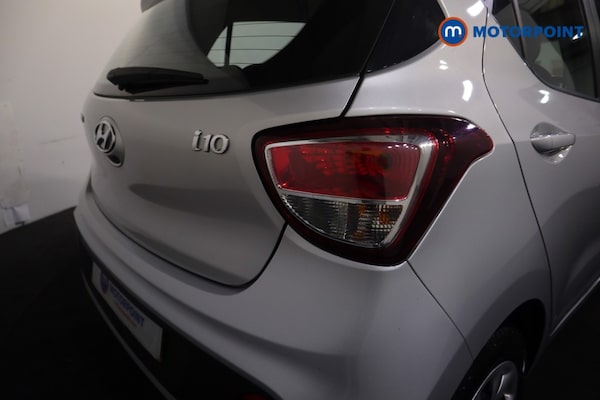 Used Hyundai i10 2019 for sale - 76232065: Photo 32