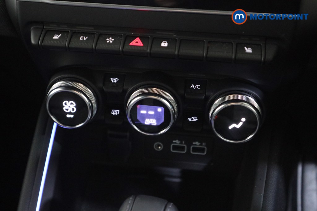 Used Renault Clio 2025 for sale - 77354888: Photo 15