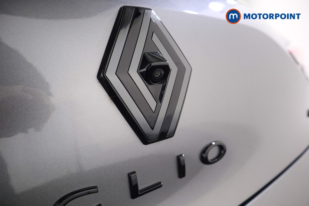 Used Renault Clio 2025 for sale - 77354888: Photo 32