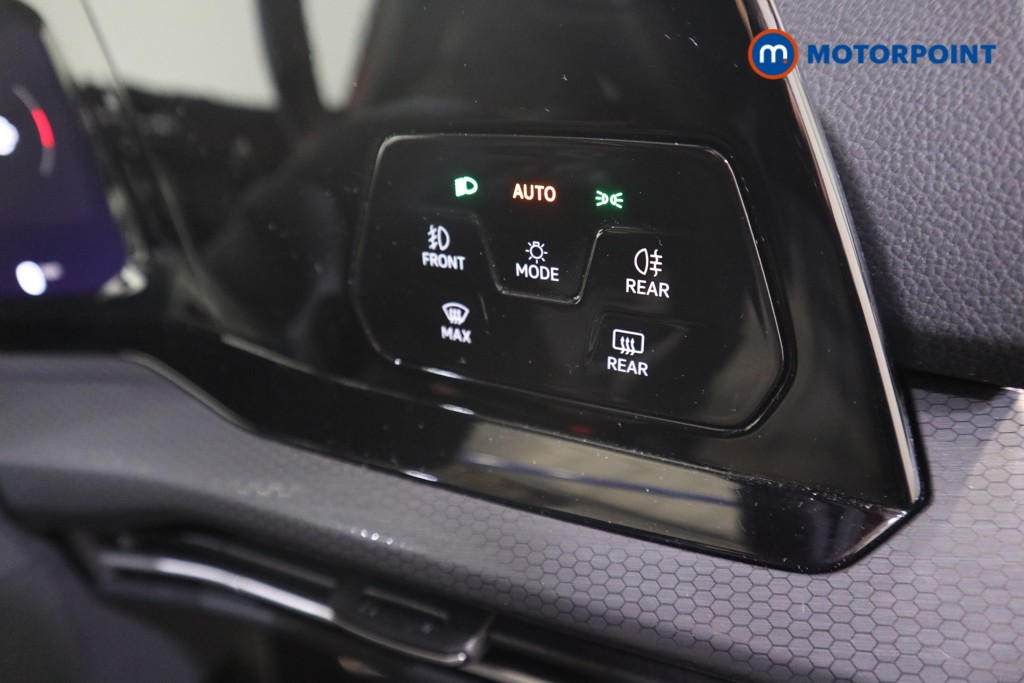 Used Volkswagen Golf 2024 for sale - 76367082: Photo 17