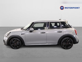 Used MINI Hatch 2021 for sale - 75603588: Photo