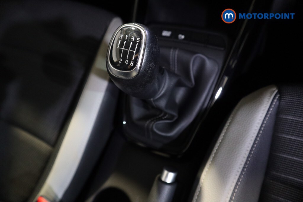 Used Kia Stonic 2021 for sale - 77505937: Photo 19