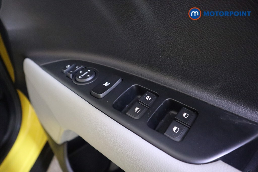 Used Kia Stonic 2021 for sale - 77505937: Photo 21