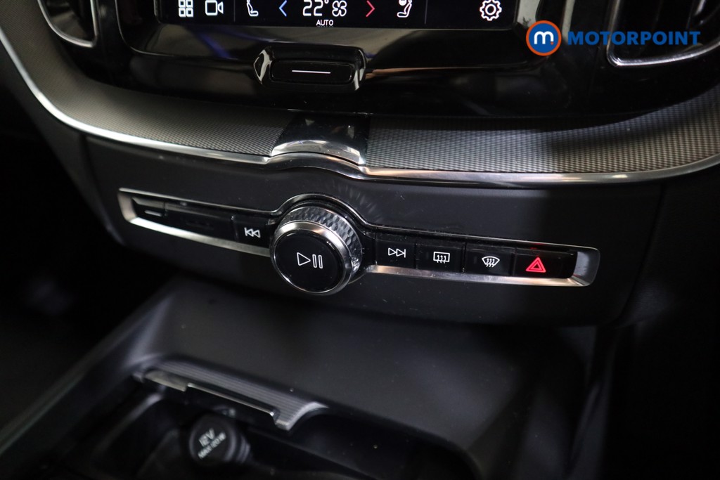 Used Volvo XC60 2023 for sale - 76895789: Photo 15