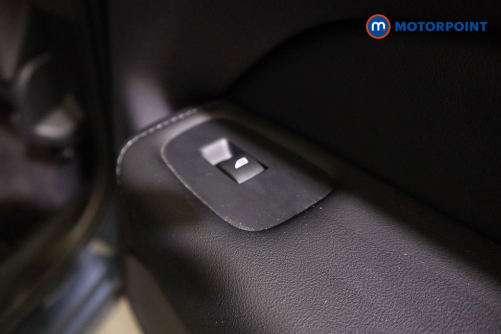 Used Volvo XC60 2023 for sale - 76895789: Photo 25