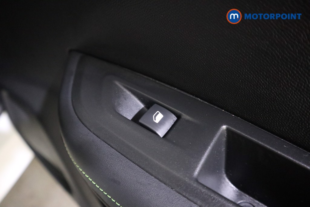 Used Peugeot 2008 2022 for sale - 77044238: Photo 24