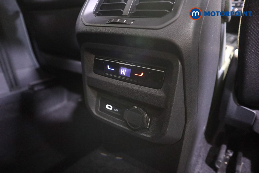 Used Volkswagen Tiguan Allspace 2024 for sale - 77340477: Photo 26