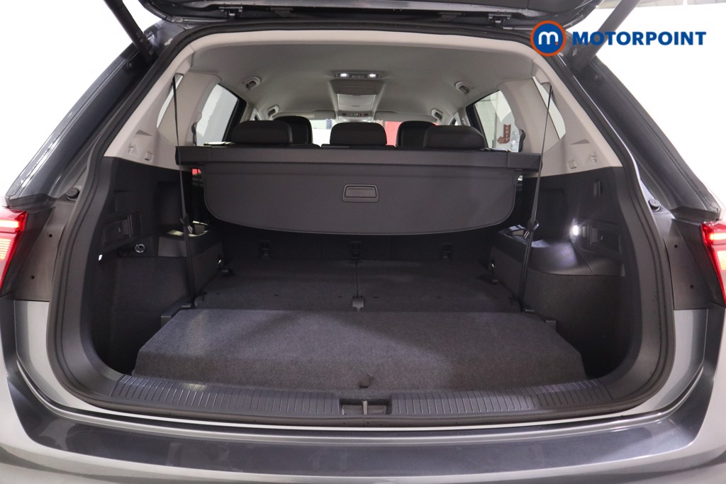 Used Volkswagen Tiguan Allspace 2024 for sale - 77340477: Photo 28