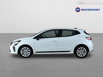 Used Renault Clio 2024 for sale - 79232659: Photo