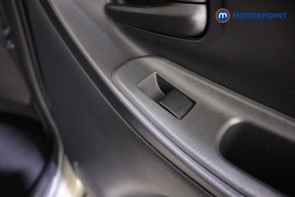 Used Toyota Yaris 2023 for sale - 77493580: Photo 24