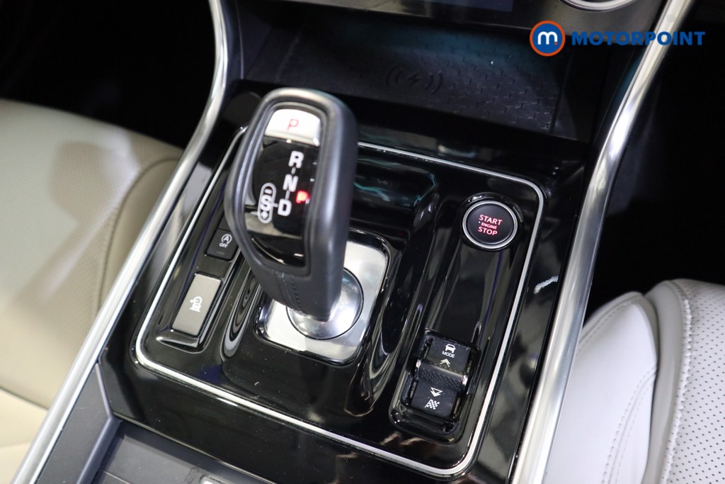 Used Jaguar XE 2019 for sale - 77128408: Photo 16