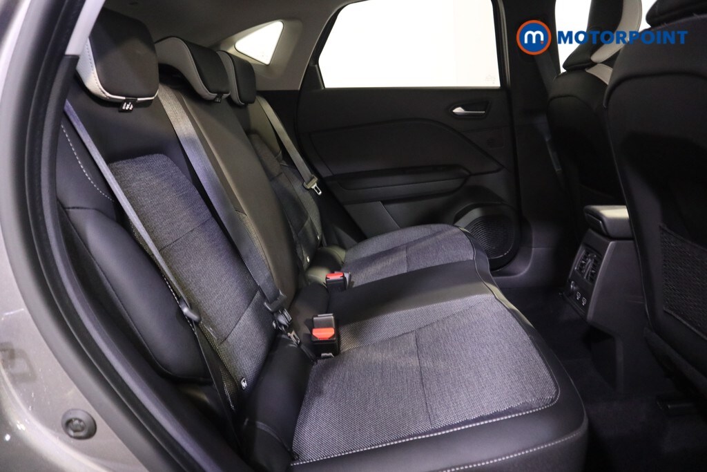 Used Renault Captur 2023 for sale - 76394695: Photo 22