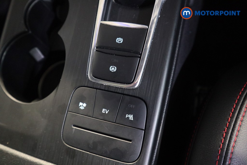 Used Ford Kuga 2023 for sale - 76625971: Photo 18