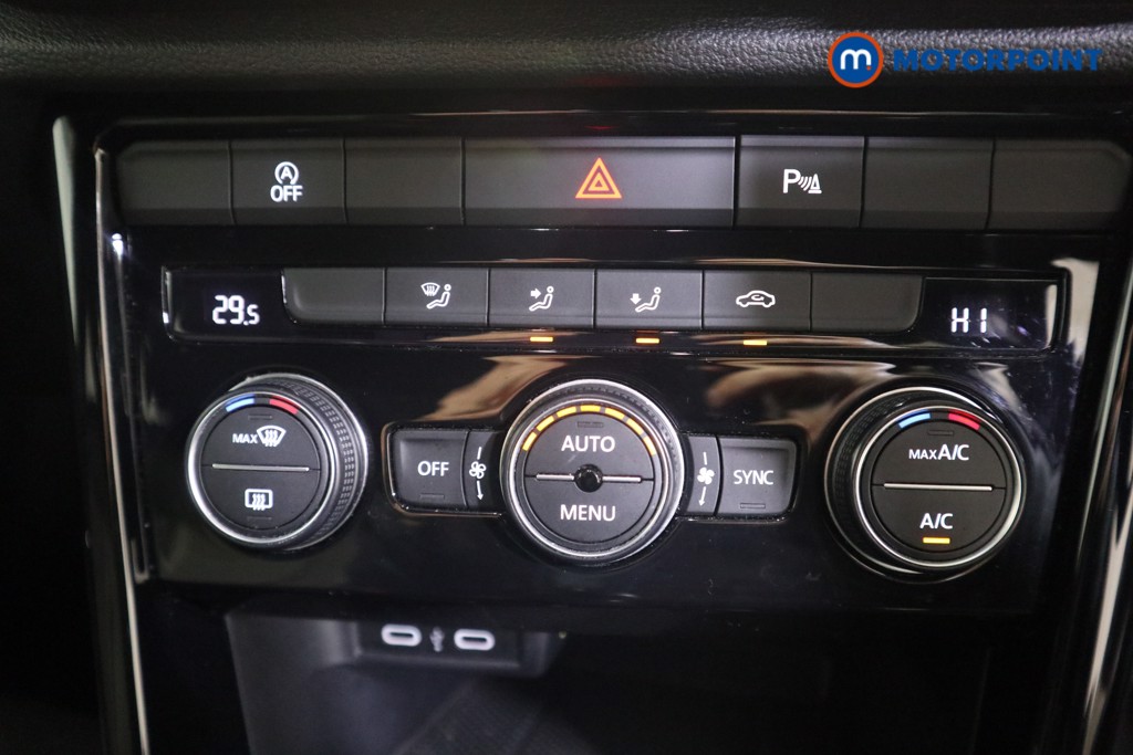 Used Volkswagen T-Roc 2022 for sale - 76782718: Photo 15