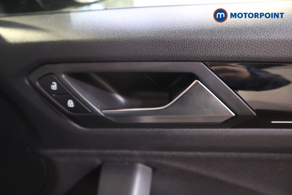 Used Volkswagen T-Roc 2022 for sale - 76782718: Photo 17