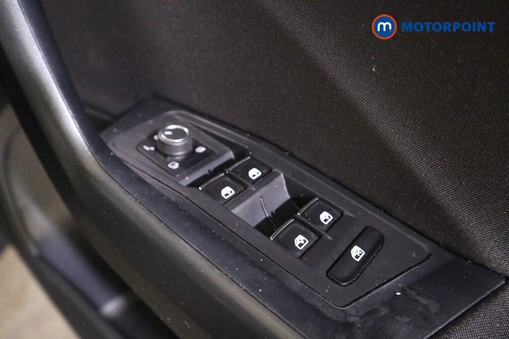 Used Volkswagen T-Roc 2022 for sale - 77490346: Photo 20