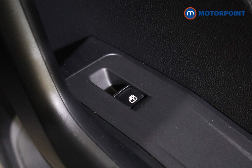 Used Volkswagen T-Roc 2022 for sale - 77490346: Photo 26