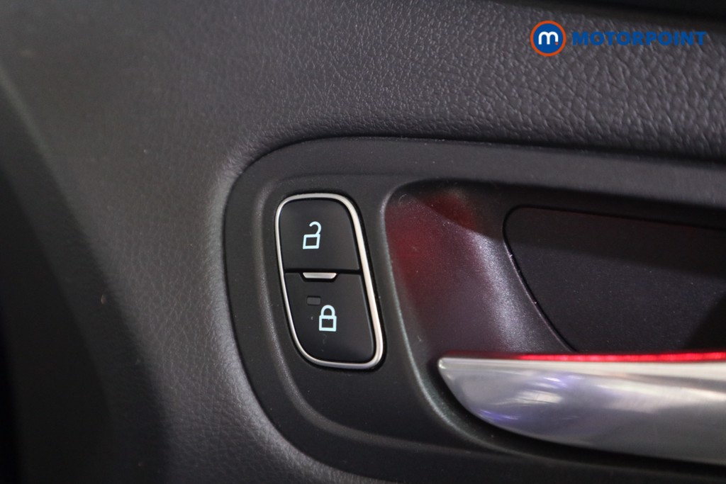 Used Ford Focus 2018 for sale - 76581106: Photo 12