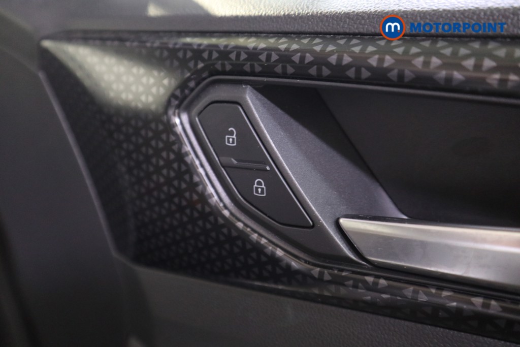 Used Volkswagen T-Cross 2021 for sale - 76890068: Photo 19