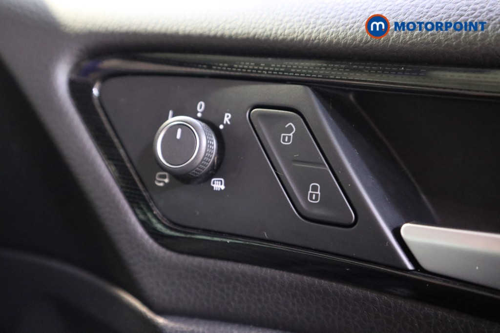 Used Volkswagen Golf 2018 for sale - 77148886: Photo 19