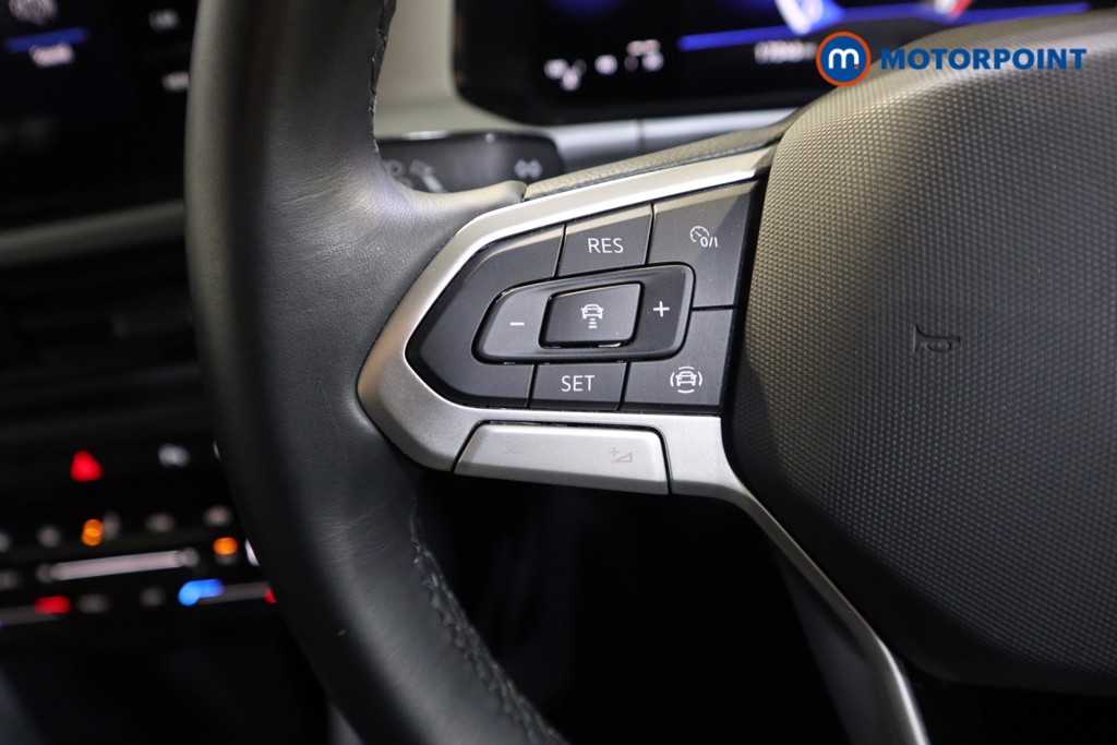 Used Volkswagen T-Roc 2022 for sale - 76969315: Photo 11