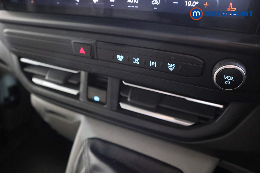 Used Ford Transit Custom 2024 for sale - 77973024: Photo 15