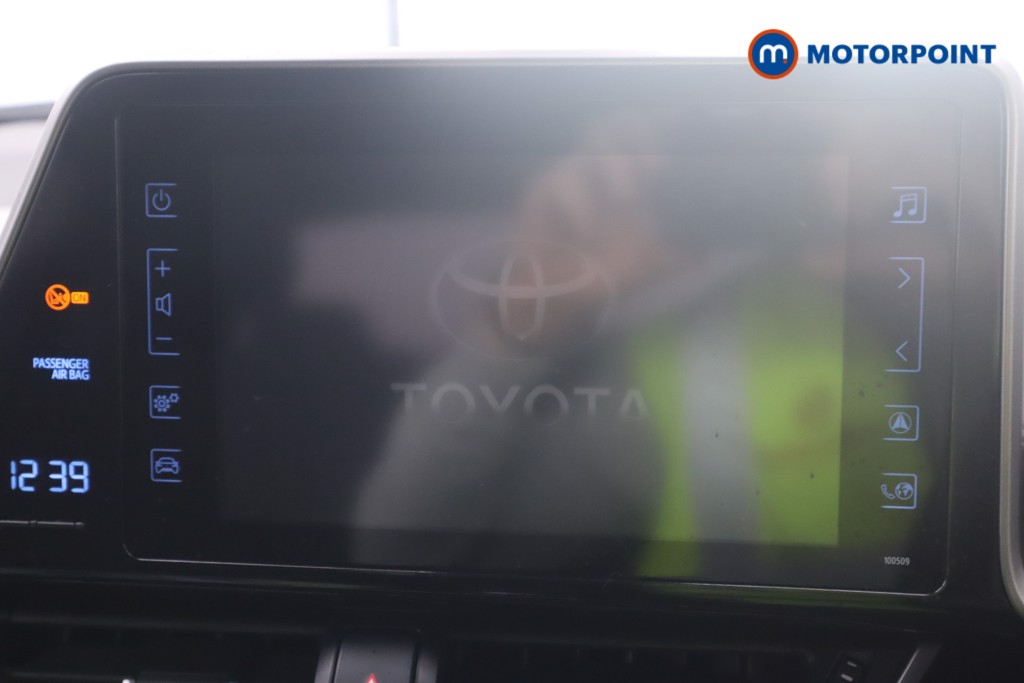 Used Toyota C-HR 2019 for sale - 76328902: Photo 10